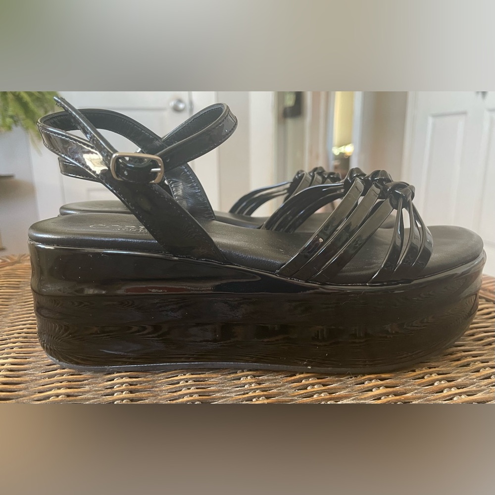 CORDANI Patent Leather Criss Cross Platform Heels Women’s Size 7.5